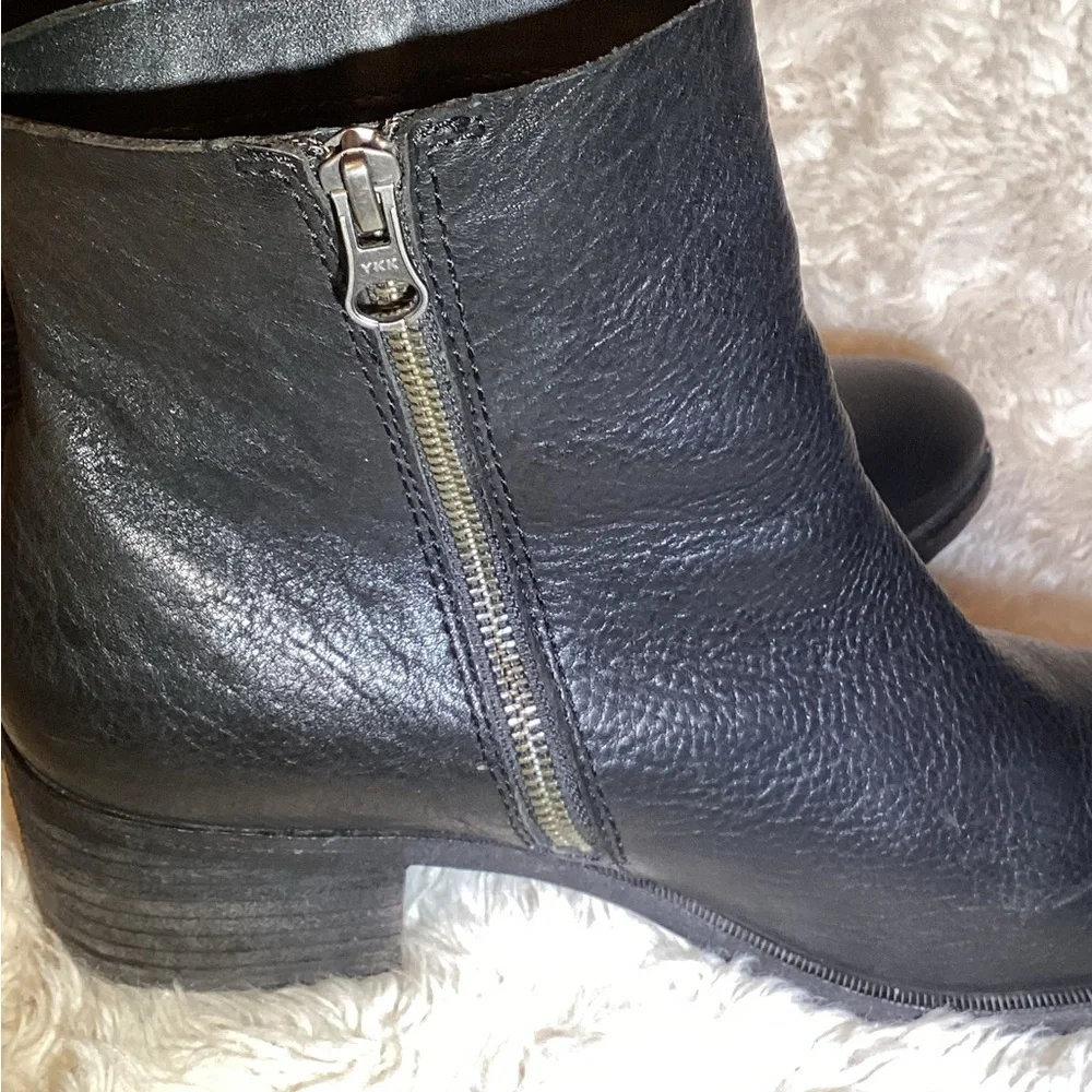 Kork-ease black leather ankle boots size 10